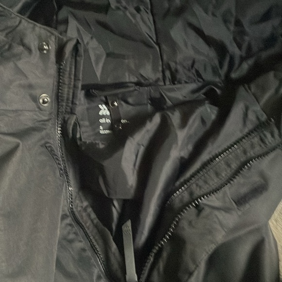 💥3/$12 men’s lightweight jacket - Picture 5 of 6